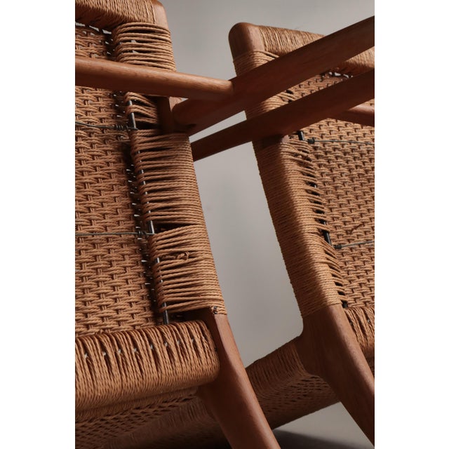 Early Edition CH25 Lounge Chairs in Oak and Papercord by Hans J. Wegner, 1960s, Set of 2 For Sale - Image 18 of 18
