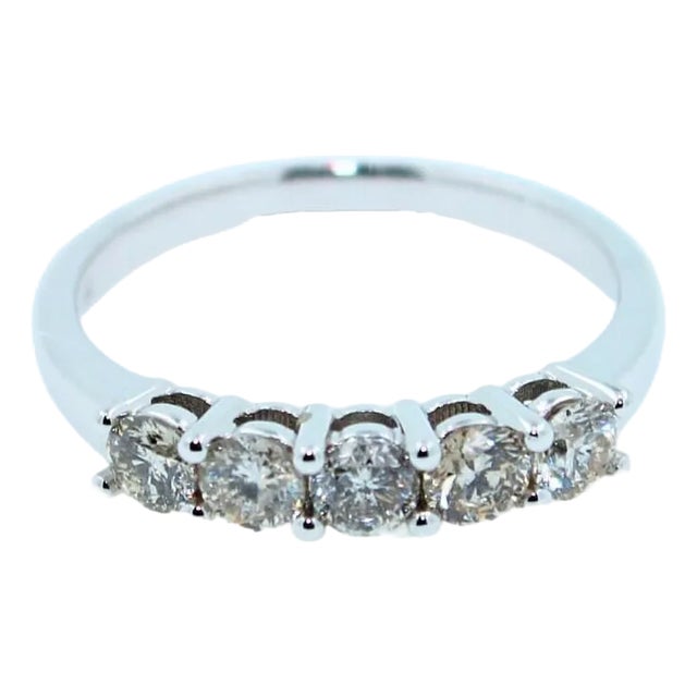 Round Shape Brilliant Cut Silvery Grey Warm Diamond 5 Stone Eternity Stackable, Size 7 For Sale