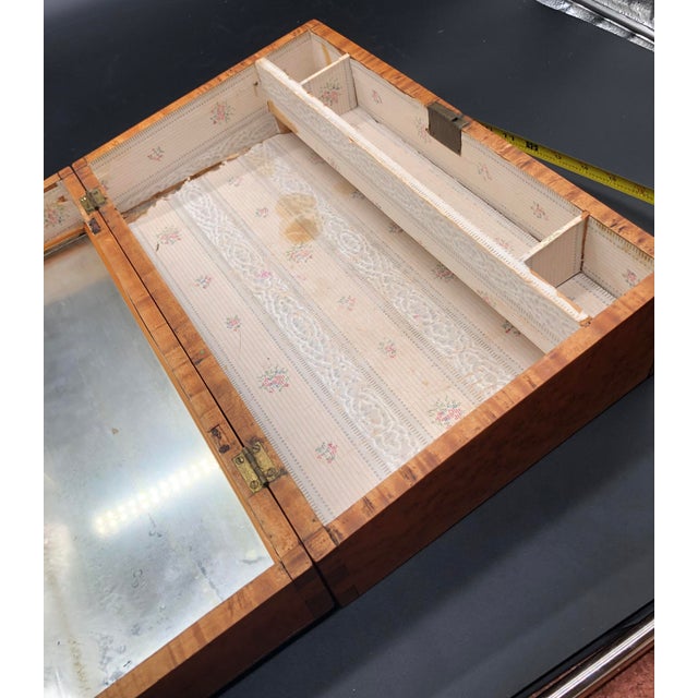 19 Century Birds Eye Maple American Wood Box, Hinged Lid For Sale - Image 13 of 17