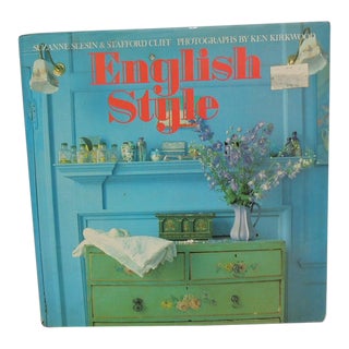 Vintage English Style Decorating Hardcover Book For Sale