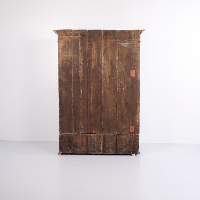 Grey-Painted Display Cabinet with Drawers, 1890 For Sale - Image 11 of 12