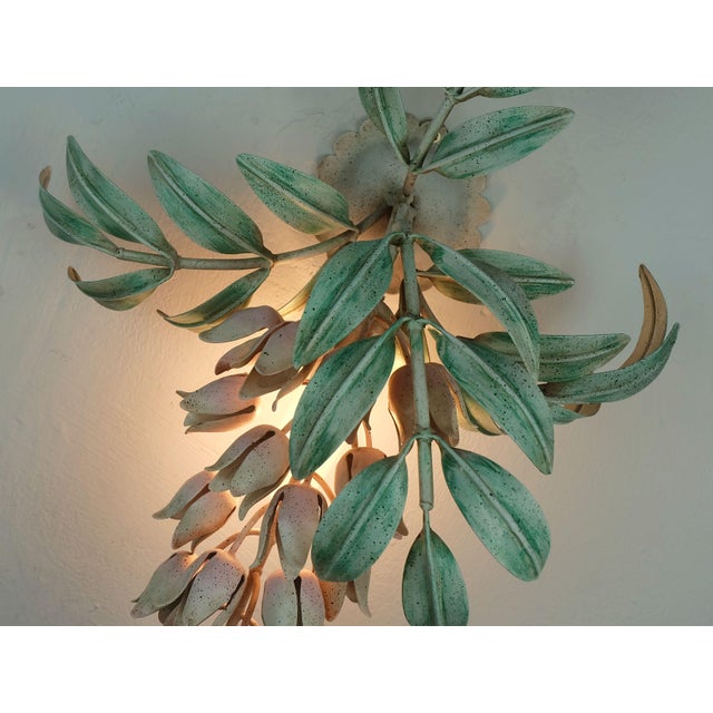 Vintage Hollywood Regency Florentine Metal Wisteria Wall Lamp, Italy, 1970s For Sale - Image 9 of 11