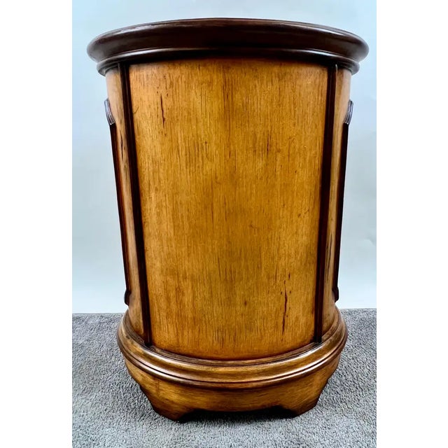 Louis XV Style French Provincial Hand Painted Oval Shaped Nightstand, a Pair For Sale - Image 15 of 18