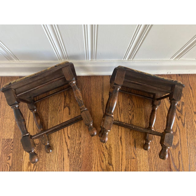 English Late 19th or Early 20th Century English Mahogany Petite Footstools With Tapestry Fabric, a Pair For Sale - Image 3 of 12