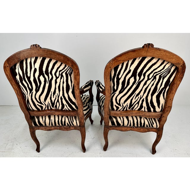French Pair of 18th C French Armchairs in Jacquard Zebra-Print Velvet For Sale - Image 3 of 12