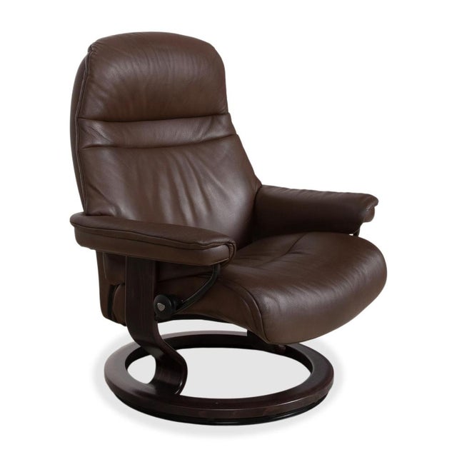 Modern Sunrise Leather Recliner Chair from Stressless For Sale - Image 3 of 17
