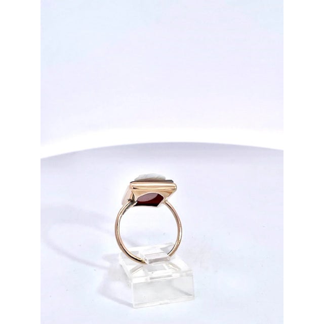 Late 19th Century Hardstone Cameo Ring 14k Yellow Gold, Size 6.5 For Sale In Los Angeles - Image 6 of 9