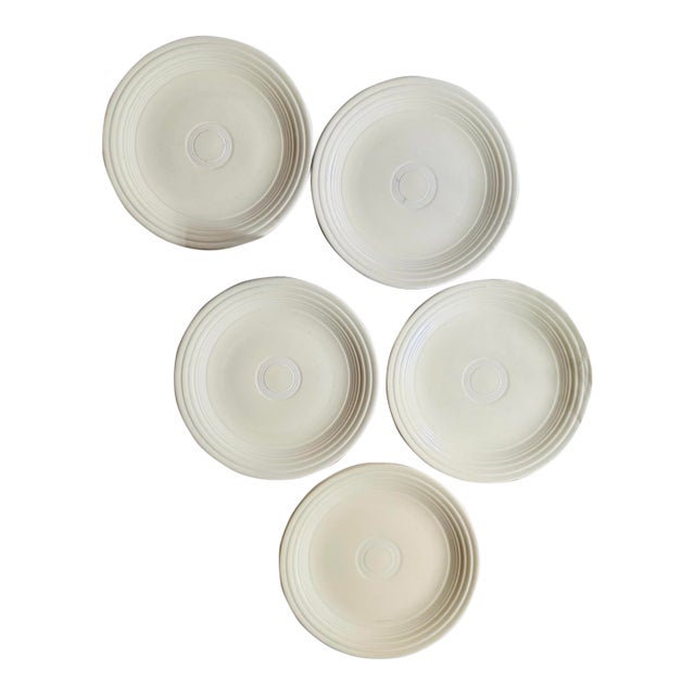 Set of Five (5) Vintage Old Ivory Cream 9.5” Fiestaware Plates | Cottage Core For Sale