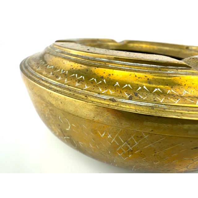 1960s Mid-Century Hand-Etched Brass Ashtray With Floral Motif For Sale - Image 5 of 9