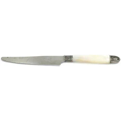 19th Century French Pearl Handle Knives- Set of 12 For Sale - Image 4 of 7