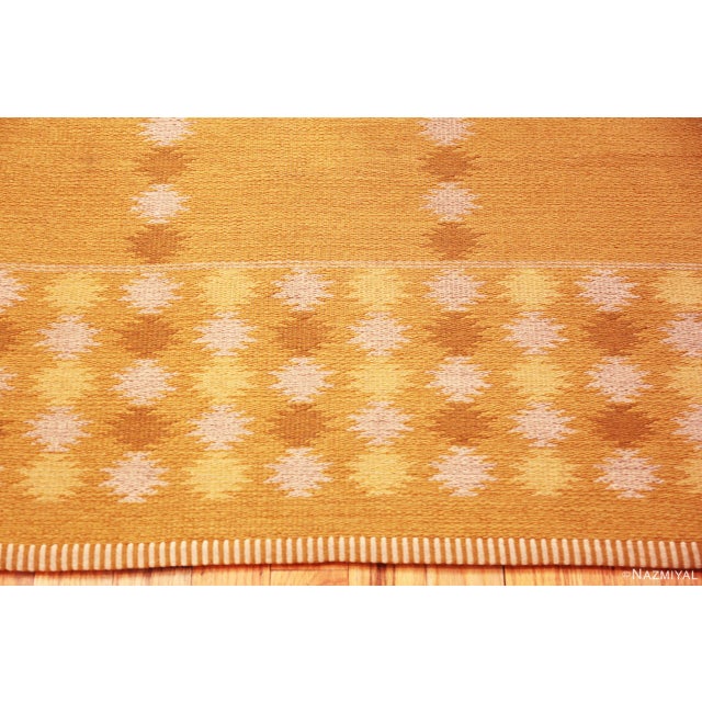 Nazmiyal Collection Vintage Double-Sided Scandinavian Kilim Rug For Sale - Image 4 of 8