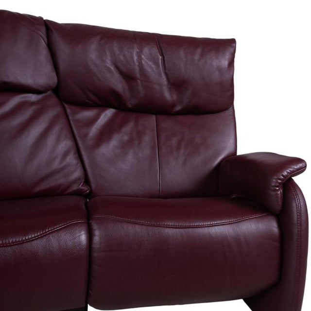 Animal Skin Trapez Leather Three-Seater Red Manual Function Himolla Sofa For Sale - Image 7 of 17
