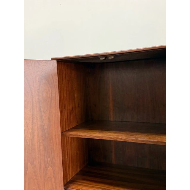 1960s Walnut Gentleman’s Chest by Glenn of California For Sale - Image 11 of 12