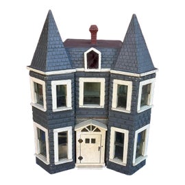 Example of Toys
