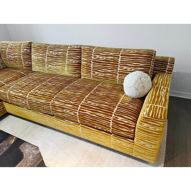 Holly Hunt Three-Piece Sectional in Rubelli Modern Art Patterned Velvet For Sale - Image 9 of 14