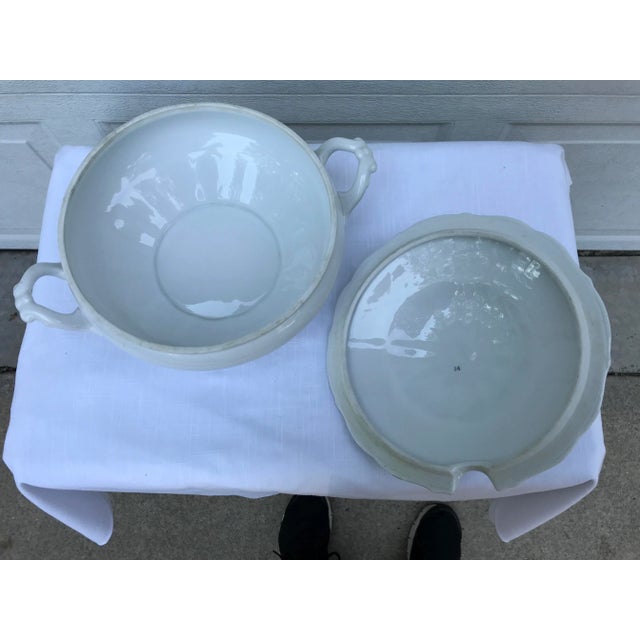 Southington by Baum Brothers Tureen With Lid For Sale - Image 4 of 10