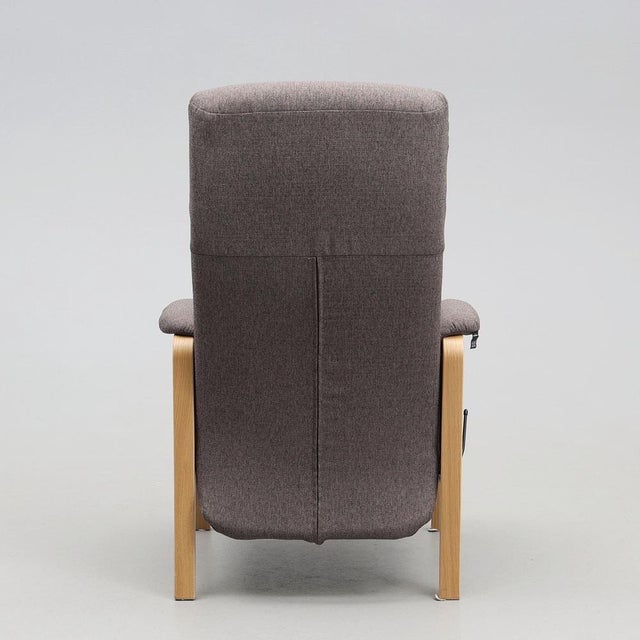 Set of Lounge Chair with Ottoman by Hjort Knudsen, 1980s For Sale - Image 4 of 12