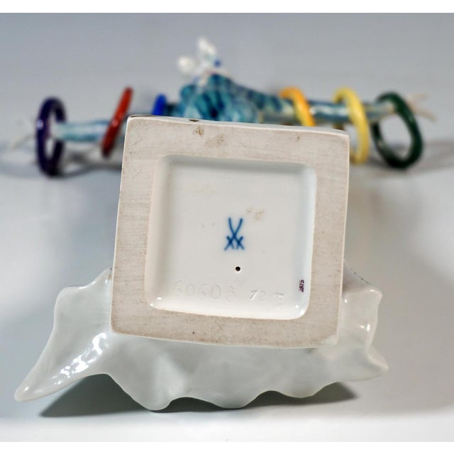 2000 - 2009 Female Circus Juggler attributed to Peter Strang for Meissen, 2003 For Sale - Image 5 of 6