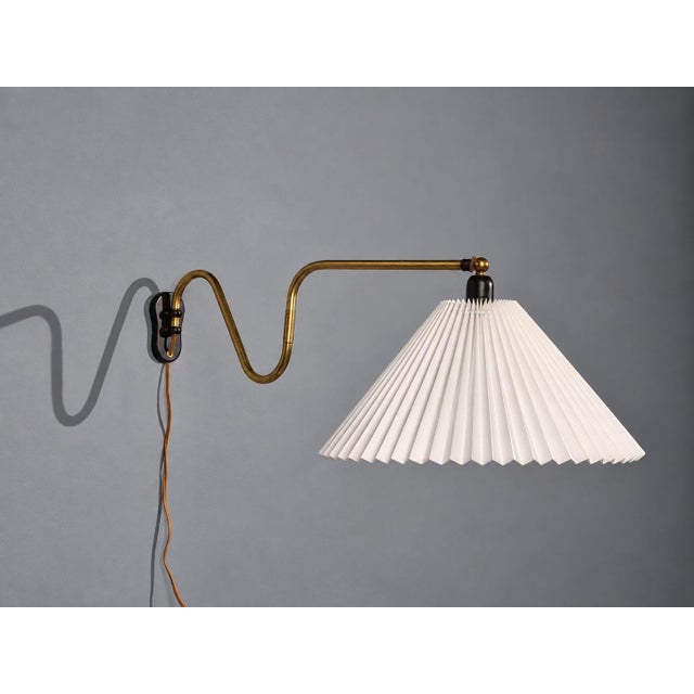 1950s Voss Belysning, Articulating Wall Light, Paintated Brass, Metal, Denmark, 1950s For Sale - Image 5 of 15