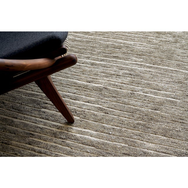 Wood Exquisite Rugs Eaton Hand-Knotted New Zealand Wool & Bamboo Silk Gray Rug-9'X12' For Sale - Image 7 of 8