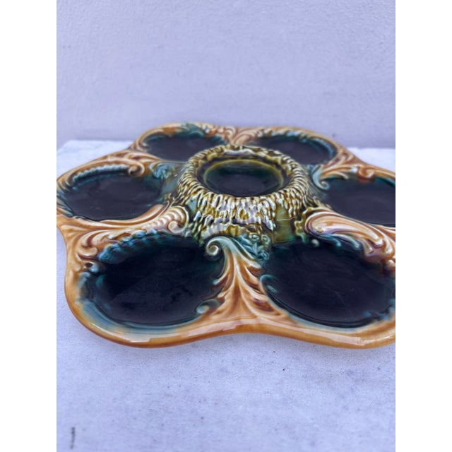 French Green Majolica Oyster Plate, Circa 1900 For Sale - Image 4 of 5