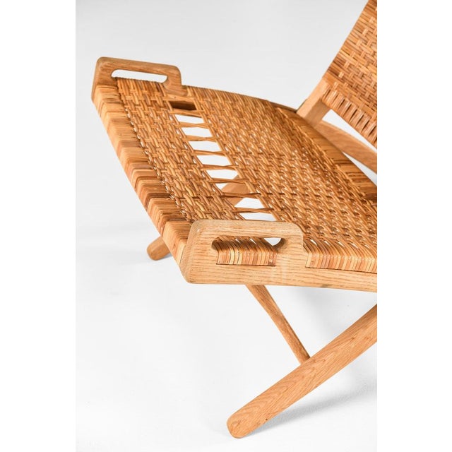Brown Folding Easy Chair in Cane and Oak from Hans Wegner, 1949 For Sale - Image 8 of 11