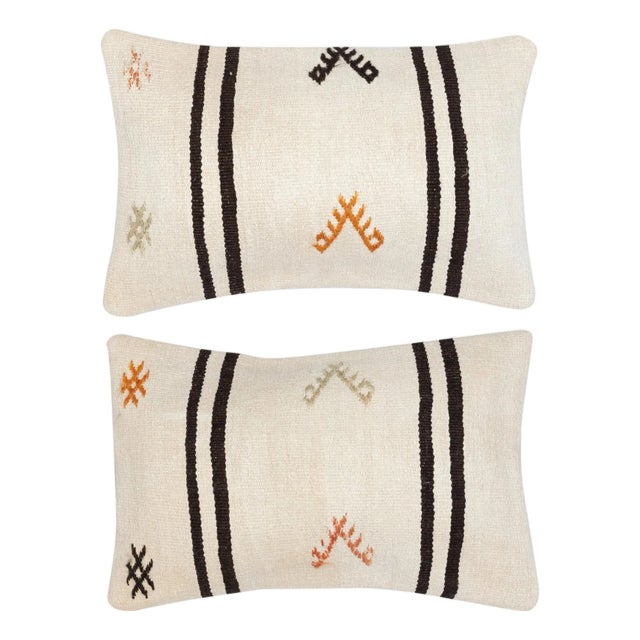 16"x24" SET OF 2 - Vintage Kilim Cushion Covers. A pair of Lumbar Pillow Covers For Sale