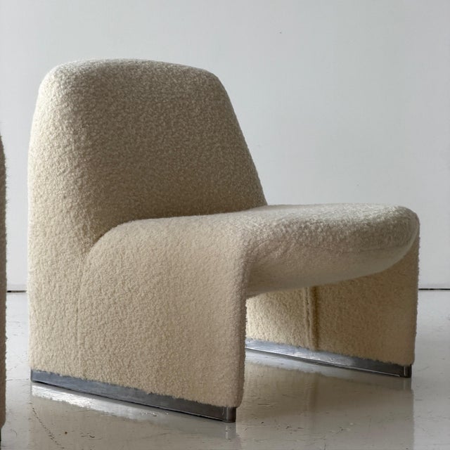 Mid-Century Modern 1970s Alky Chairs Attributed to Giancarlo Piretti for Artifort For Sale - Image 3 of 8