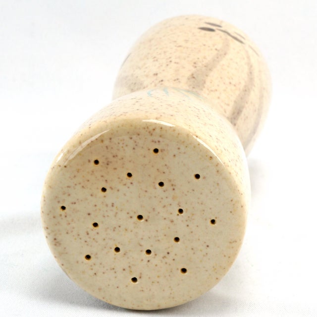 Large Mid Century Redwing Quail Hourglass Salt Shaker For Sale In Phoenix - Image 6 of 7