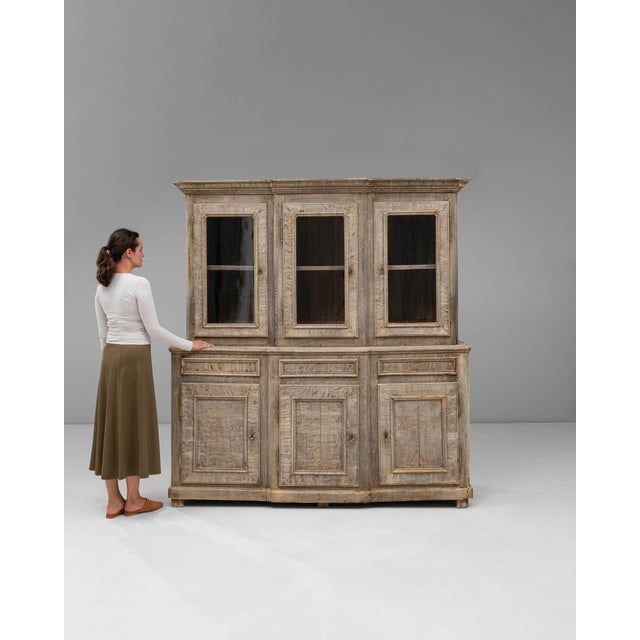 French Provincial 1890s French Provincial Oak Vitrine For Sale - Image 3 of 18