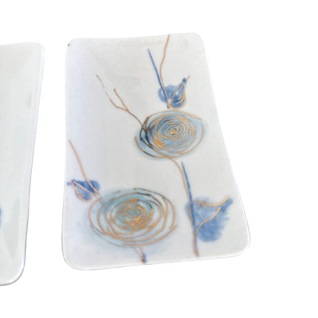 1960s Unger & Schilde Art Deco Revival Blue & Gold Porcelain Vanity Trays — Pair For Sale In West Palm - Image 6 of 6