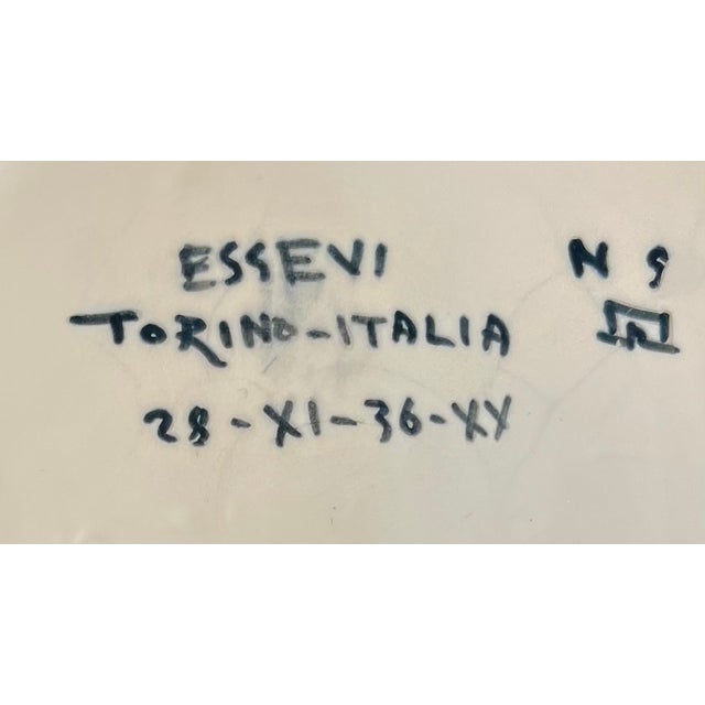 1930s Ceramic Figure of a Dutch Flower Girl with a Basket of Flowers from Essevi, 1936 For Sale - Image 5 of 6