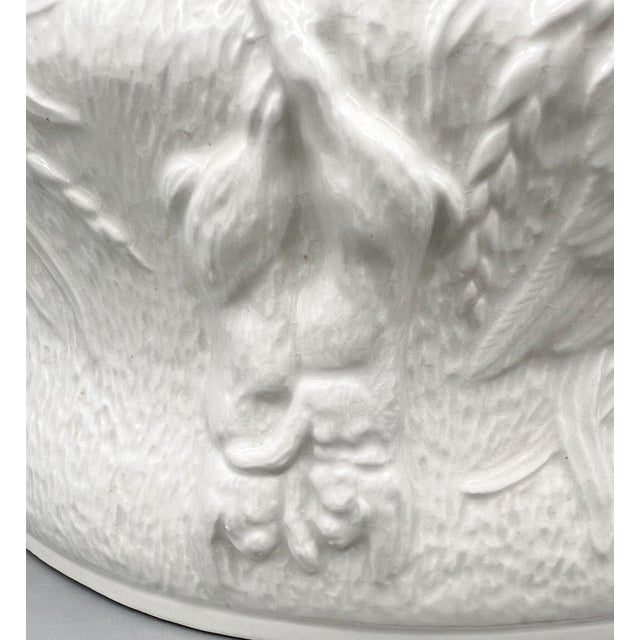 Mid 20th Century Vintage English Portmeirion White Relief Covered Serving Bowl | Oven-to-Table Dish - Cottagecore, European Countryside For Sale - Image 5 of 16