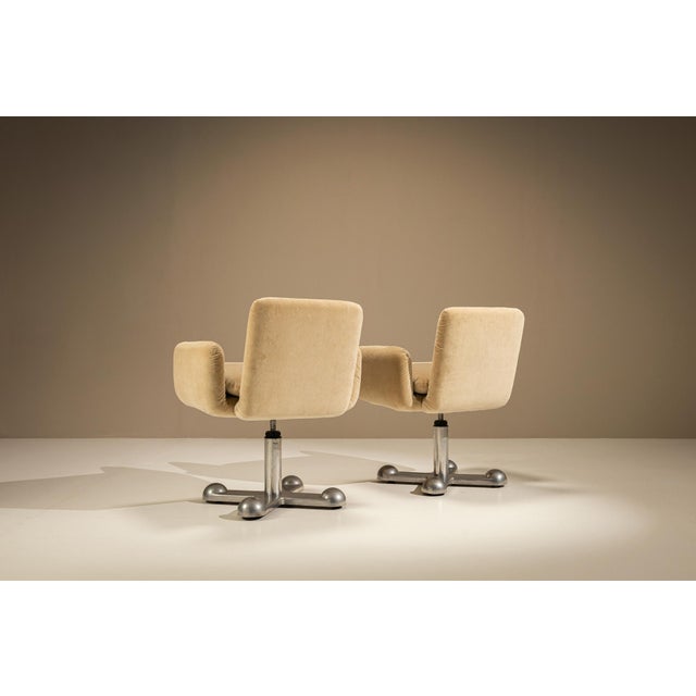 Planula Swivel Armchairs by Ettore Sottsass, Italy, 1970s, Set of 2 For Sale - Image 6 of 13