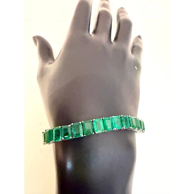 Early 21st Century 40 Ct Natural Emerald Cut Emerald Cocktail Tennis Bracelet 14 Kt White Gold 7.5" For Sale - Image 5 of 18