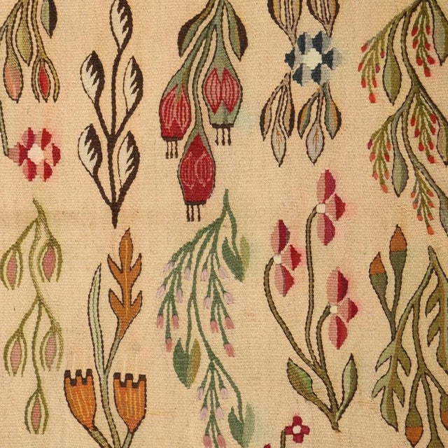 Middle Eastern Kilim Rug in Wool For Sale - Image 5 of 9