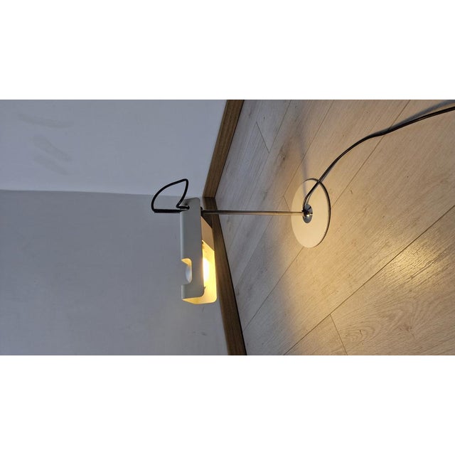 Vintage Spider Table Lamp in White by Joe Colombo for Oluce, 1970s For Sale - Image 10 of 12