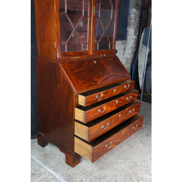 Antique Late 18th Century George III Mahogany Bureau Secretary Desk & Bookcase For Sale - Image 4 of 18