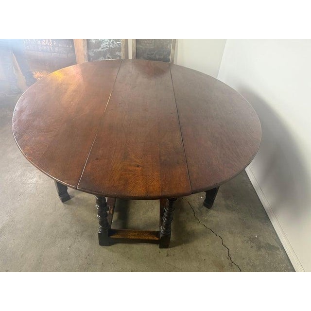 19th Century English Oak Gateleg Dining Table With Turned Supports For Sale - Image 5 of 15
