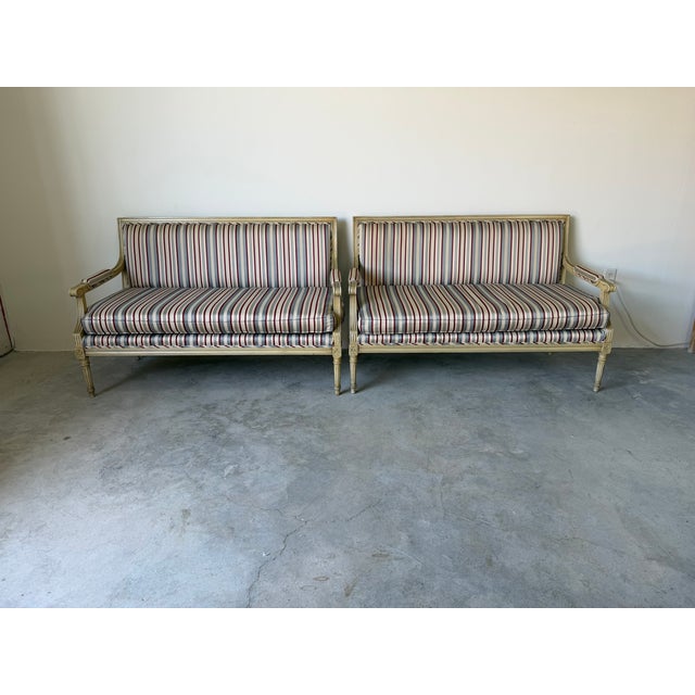 French Vintage French Neoclassical Louis XV Style Striped Upholstery Settees – Pair For Sale - Image 3 of 17