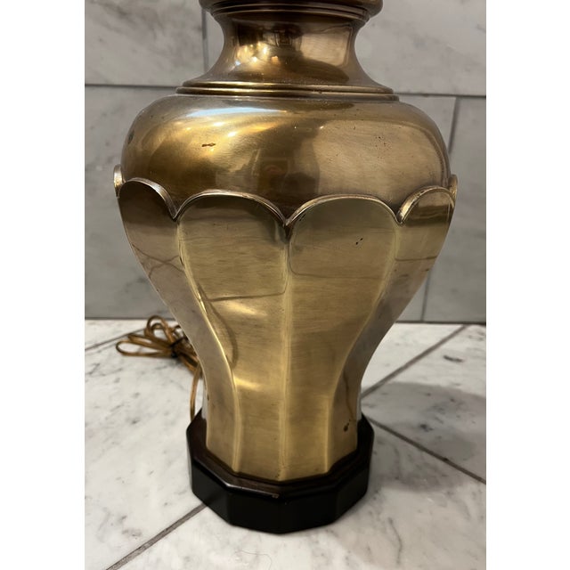 Mid 20th Century Mid Century Modern Brass Scallop Design Brass Table Lamp For Sale - Image 4 of 9