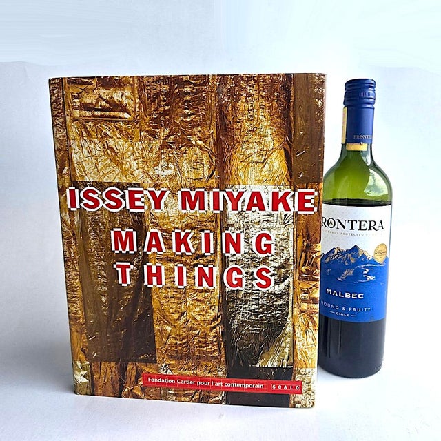 Issey Miyake: Making Things (1998/1999) is a comprehensive book published by the Fondation Cartier pour l'art contemporain...