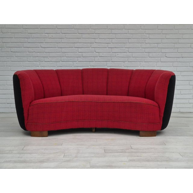 Danish 2-Seater Banana Sofa in Wool & Beech, 1960s For Sale - Image 6 of 18