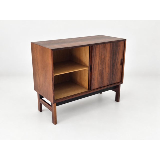 Brown Low Sideboard in Rosewood with Sliding Doors, Denmark, 1960s For Sale - Image 8 of 18