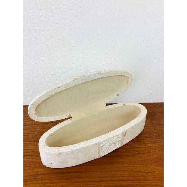 Cream Vintage 1980s Tessellated Stone & Reed Oval Lidded Box / Maitland Smith Style For Sale - Image 8 of 10