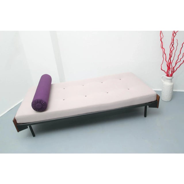 Mid-Century Modern Vintage White & Purple Daybed For Sale - Image 3 of 11