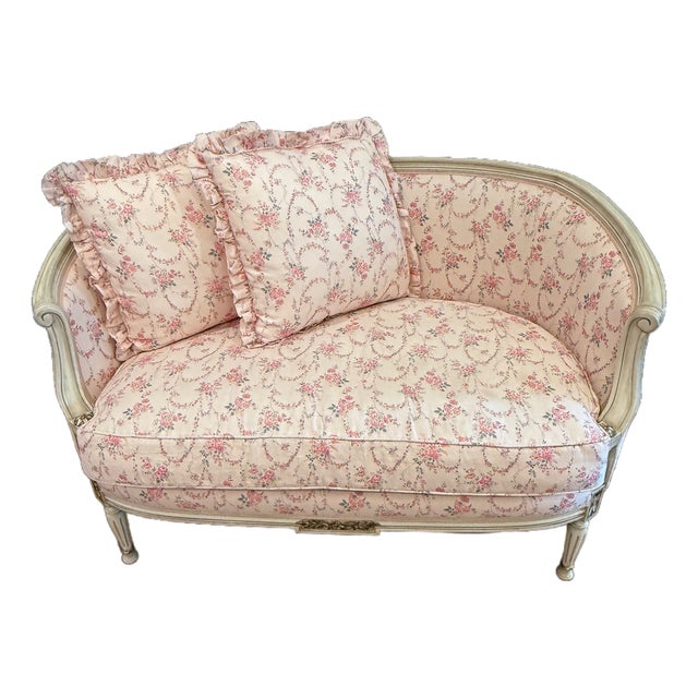 Gorgeous 20th Century French Settee With New LoveShackFancy Linen Upholstery For Sale