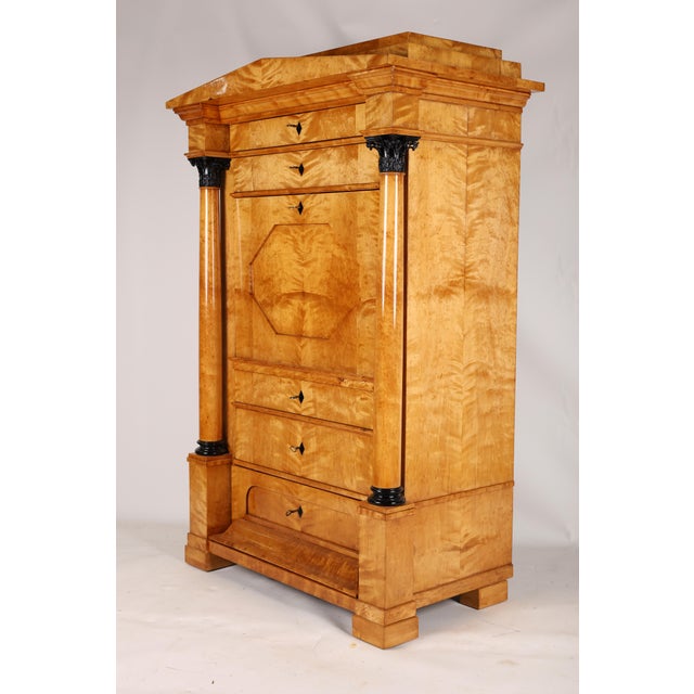 Beige Biedermeier Secretary Desk in Birch, 1820 For Sale - Image 8 of 18