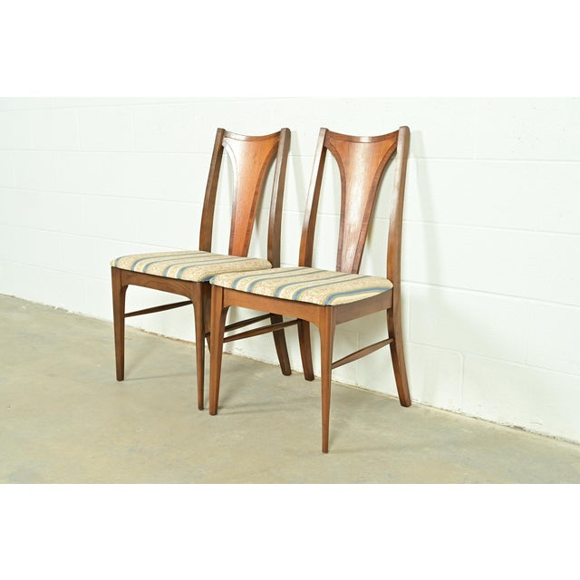 Mid-Century Modern Broyhill Brasilia Mid-Century Modern Sculpted Walnut Side Chairs or Dining Chairs, Pair For Sale - Image 3 of 13