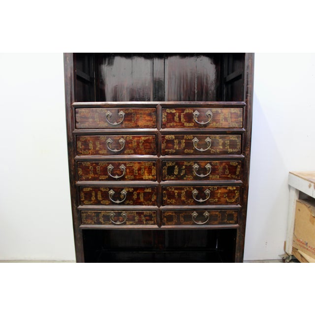 Early 20th Century Large Chinese Lacquered Elmwood Display Cabinet For Sale In New York - Image 6 of 12